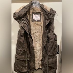 💎NWT💎 Faux Fur Lined Vest
